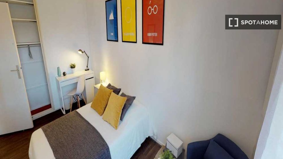 Double room Lille, 4 beds, 70m² — photo 28