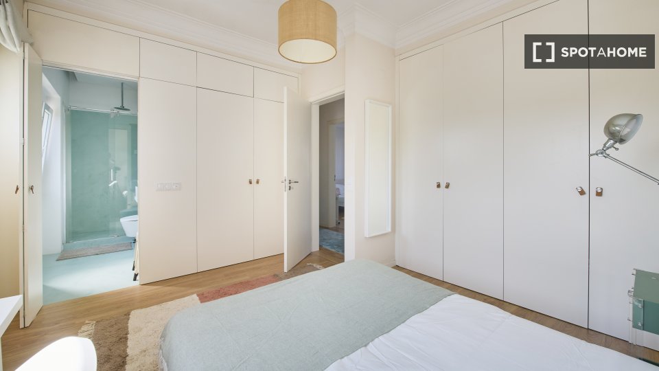 Double room Lisbon, 4 beds — photo 1