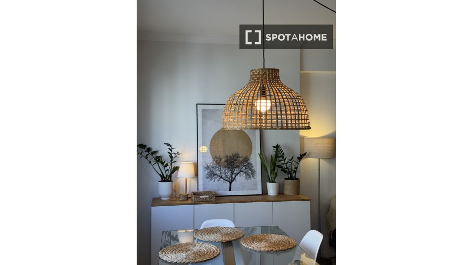 Apartment Lisbon, 2 beds, 108m² — photo 16