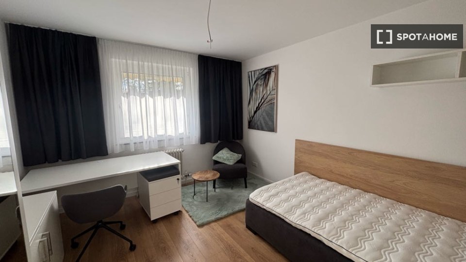 Double room Frankfurt, 1 bed — photo 3