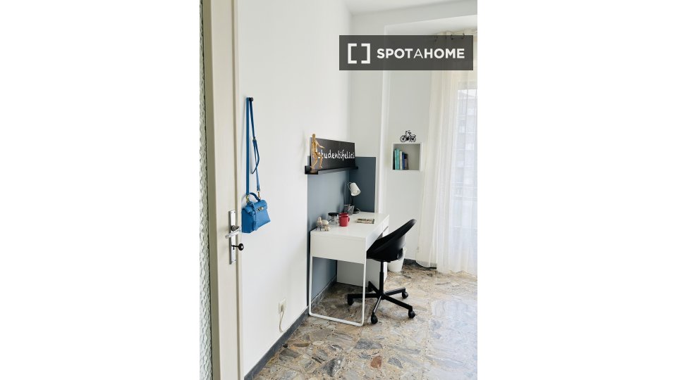 Double room Turin, 5 beds — photo 2