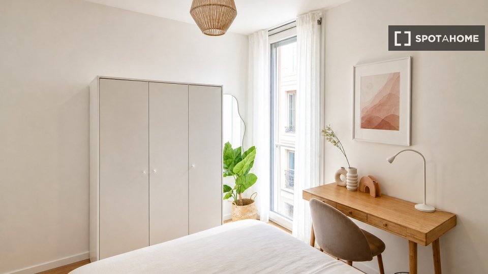 Chambre double Paris, 4 chambres — photo 28