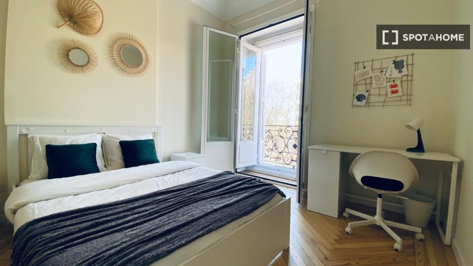 Double room Madrid, 7 beds — photo 30