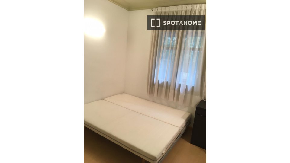 Double room Barcelona, 4 beds — photo 7