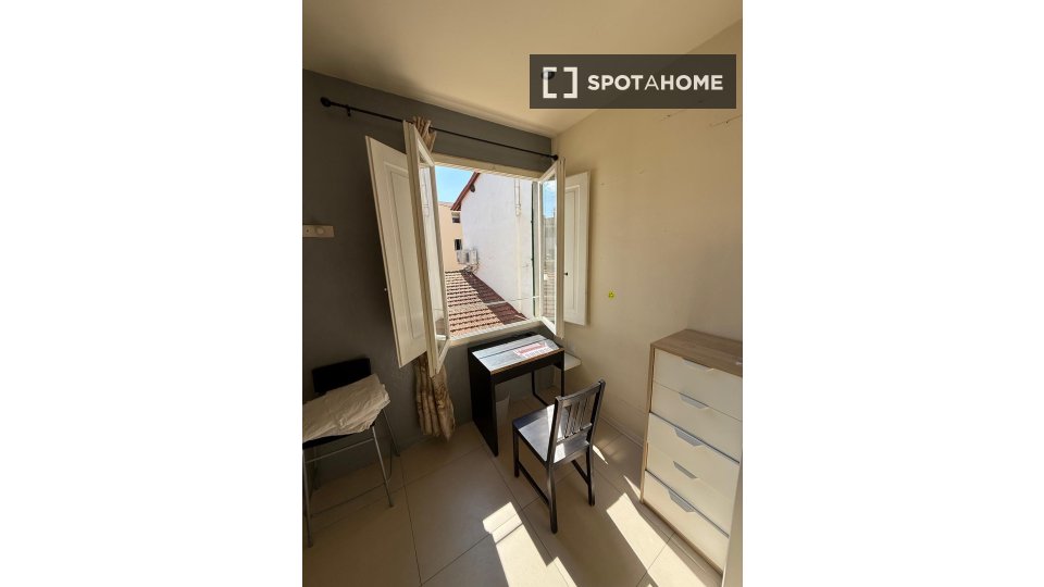 Apartment Florence, 4 beds, 130m² — photo 5