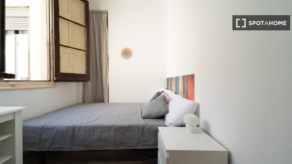 Double room Barcelona, 17 beds, 400m² — photo 1