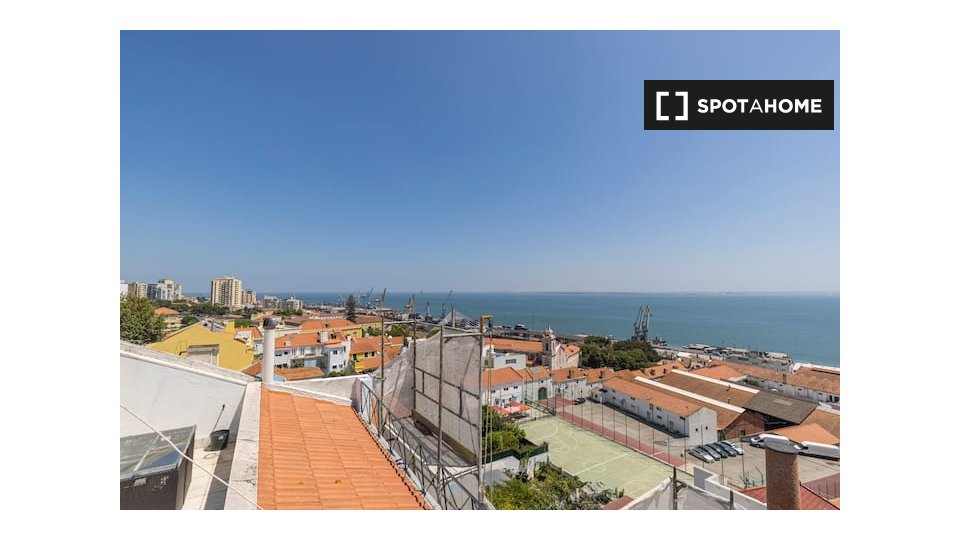 Apartment Lisbon, 2 beds — photo 1
