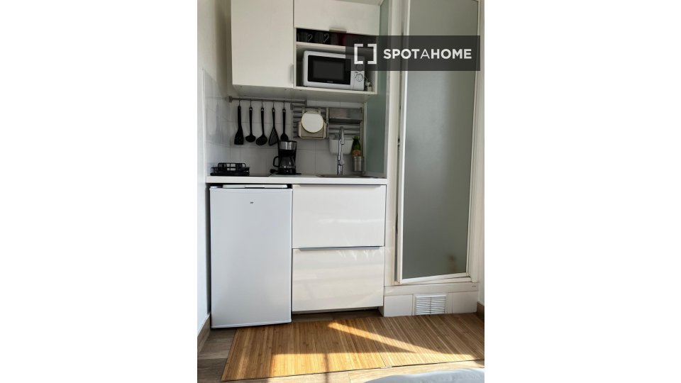 Apartment mono Paris, 10m² — photo 2