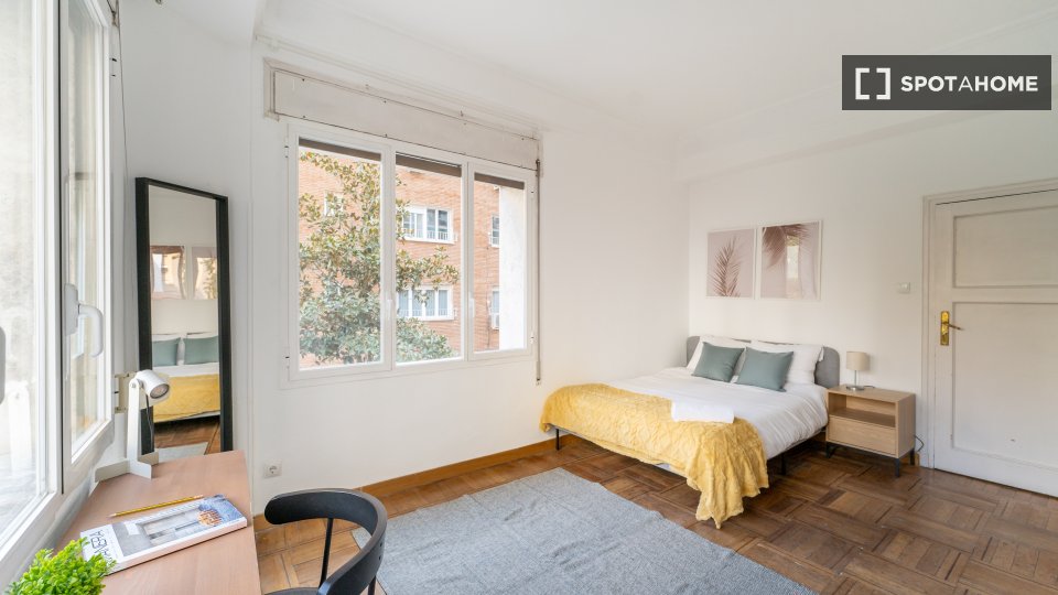 Double room Madrid, 11 beds — photo 2