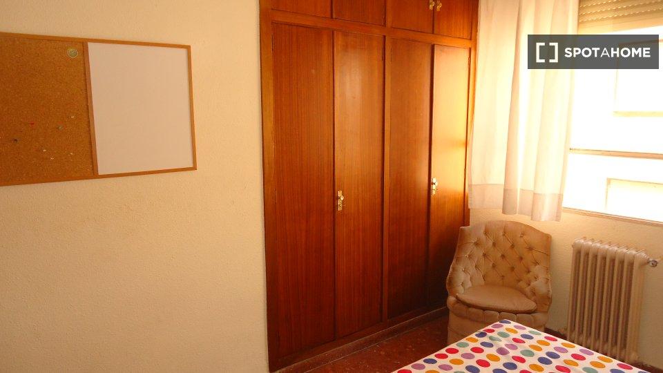 Double room Cordoba, 4 beds — photo 20
