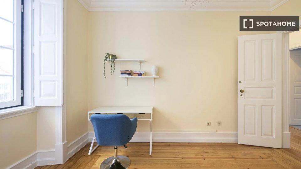 Double room Lisbon, 10 beds — photo 4