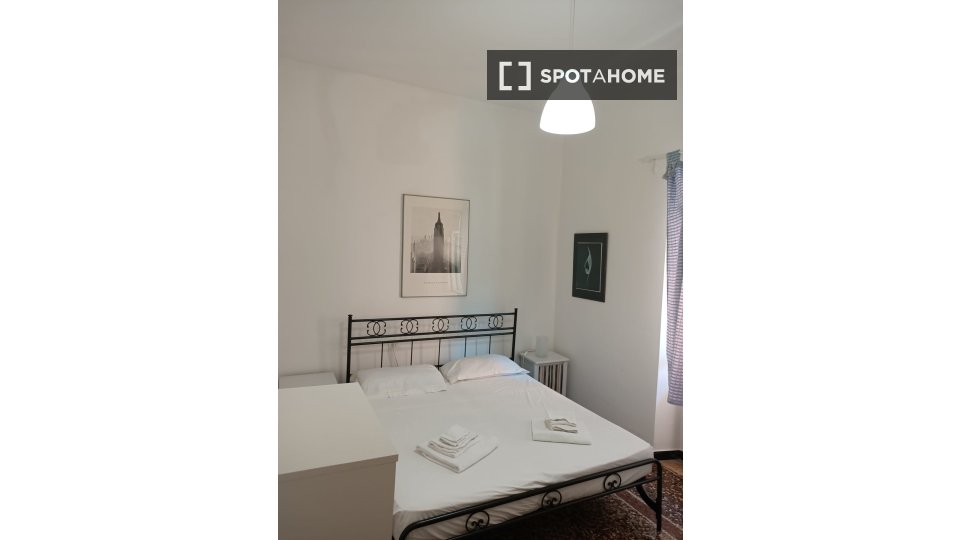 Double room Genoa, 4 beds, 175m² — photo 14