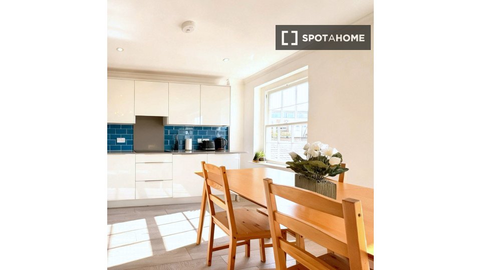 Apartment London, 2 beds — photo 45