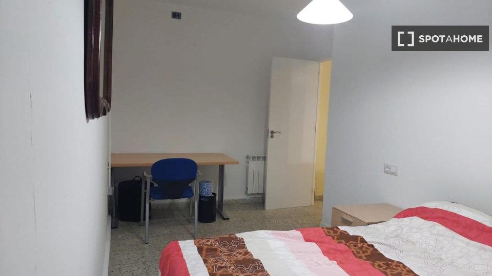 Double room Madrid, 9 beds — photo 3