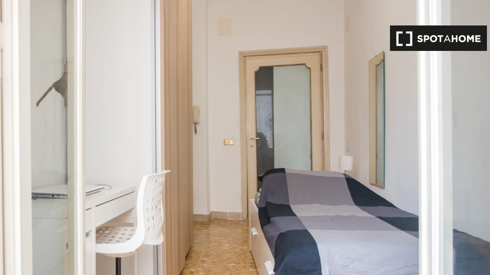 Double room Rome, 7 beds — photo 10