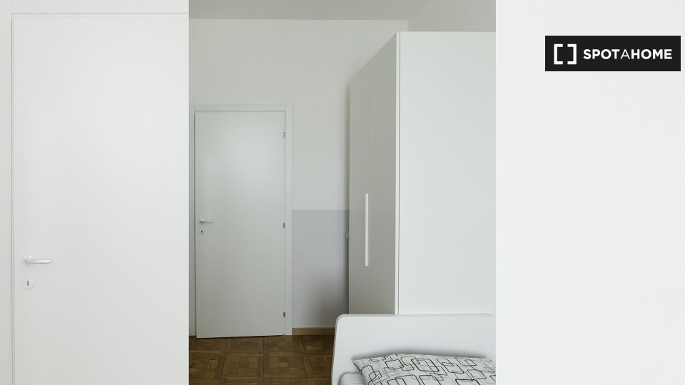 Double room Milan, 8 beds, 170m² — photo 13