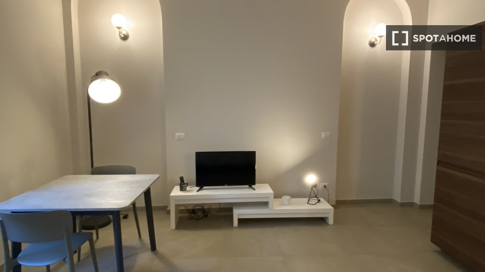 Apartment mono Milan, 45m² — photo 2