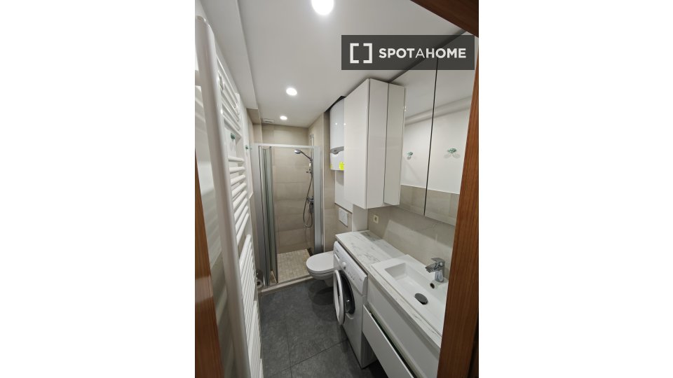 Apartment Brussels, 1 bed, 75m² — photo 8