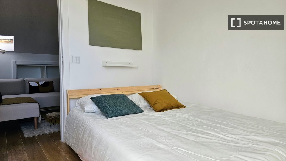 Apartment Lisbon, 1 bed — photo 14