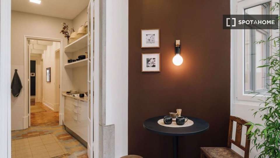 Apartment Lisbon, 2 beds — photo 7