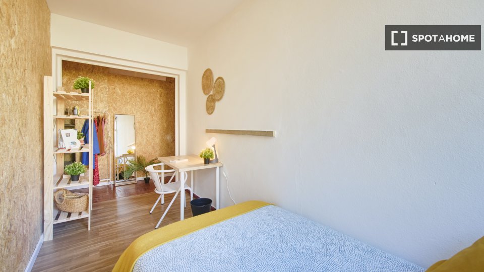 Double room Lisbon, 8 beds — photo 2