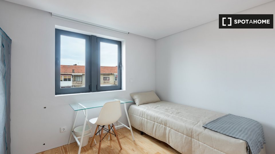 Double room Porto, 9 beds — photo 4