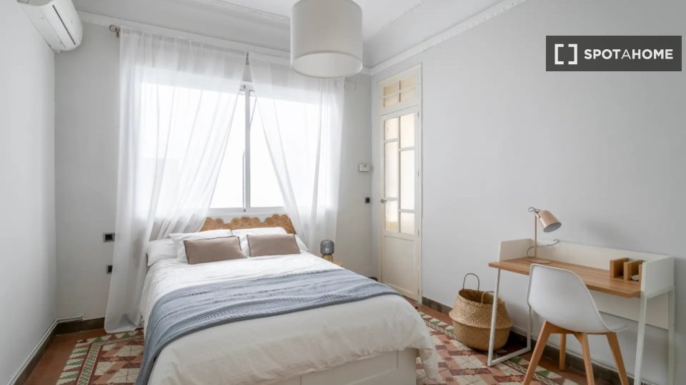 Double room Alicante, 4 beds — photo 9