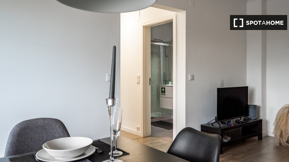 Apartment Lisbon, 2 beds — photo 9