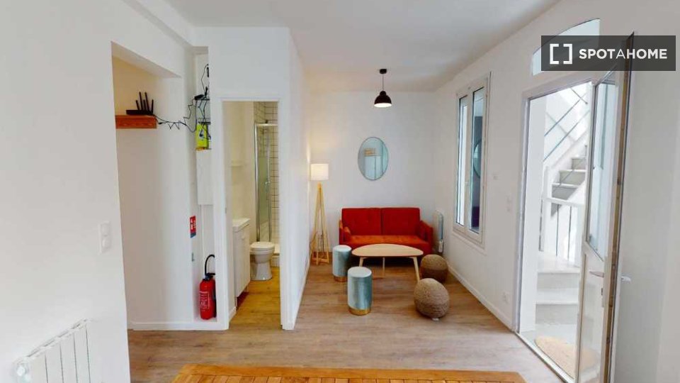 Double room Paris, 11 beds, 190m² — photo 5