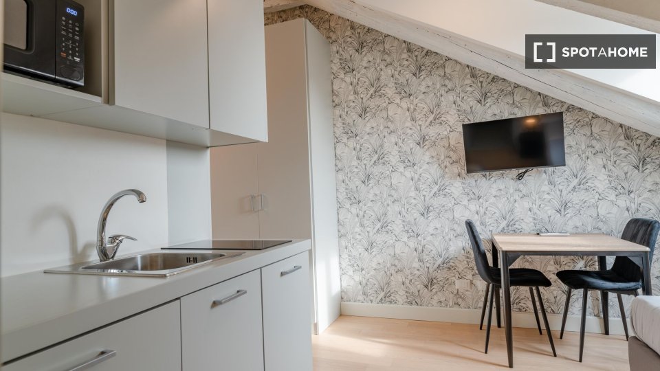 Apartment mono Turin, 35m² — photo 2