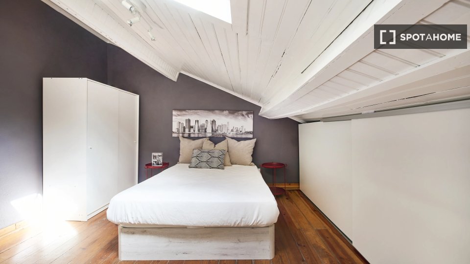 Double room Lisbon, 13 beds — photo 2