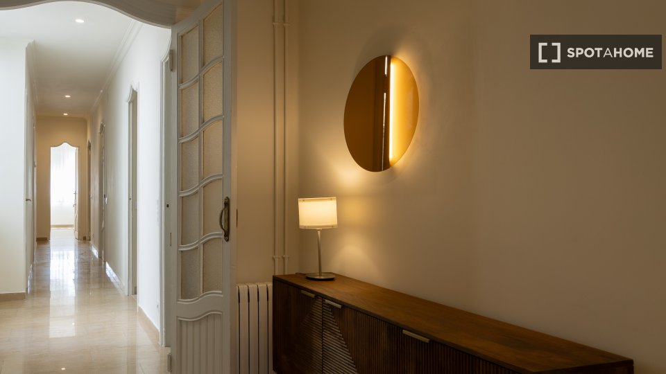 Chambre double Valence, 6 chambres, 100m² — photo 2