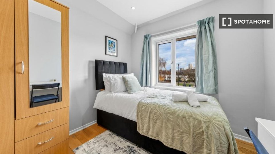 Apartment London, 3 beds — photo 18