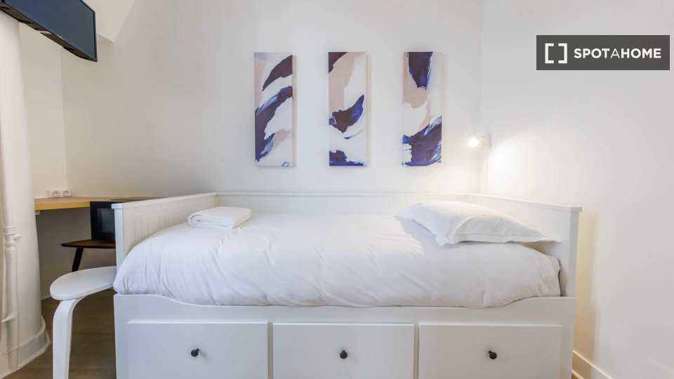 Apartment mono Paris, 9m² — photo 1
