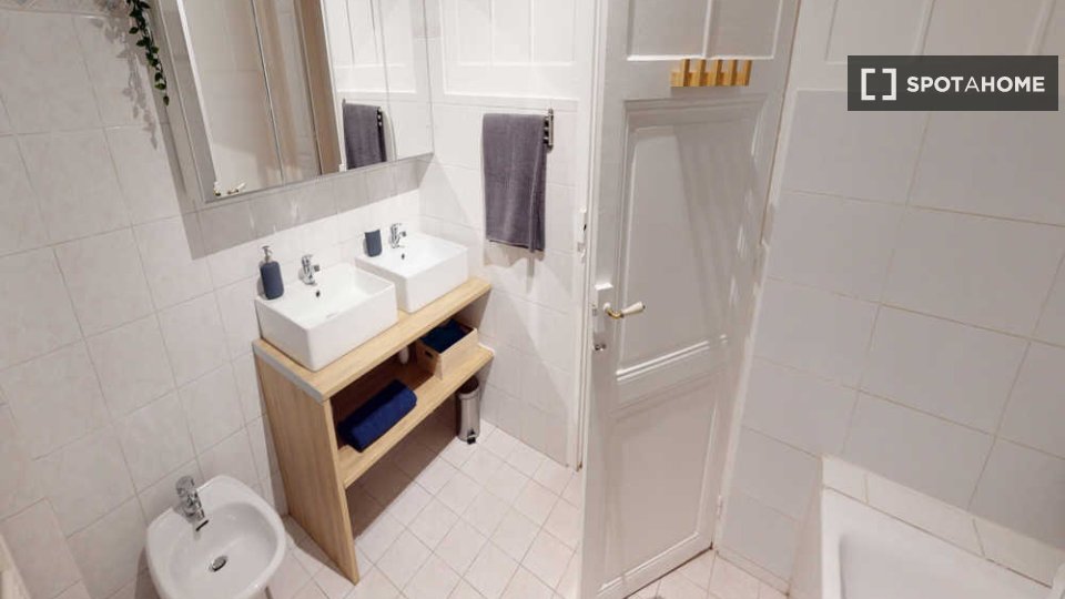 Double room Paris, 4 beds, 100m² — photo 14