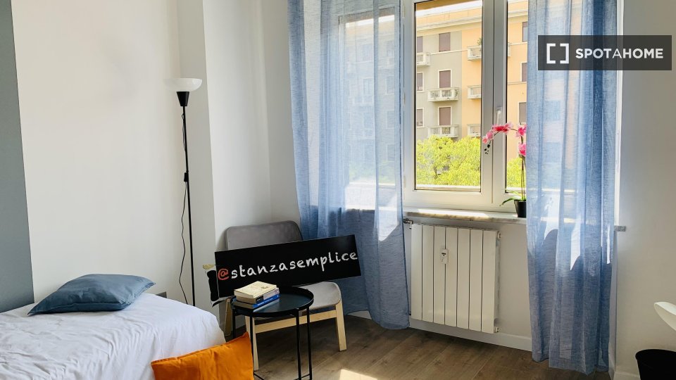 Chambre double Turin, 5 chambres — photo 14