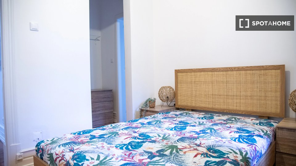 Double room Lisbon, 10 beds — photo 11