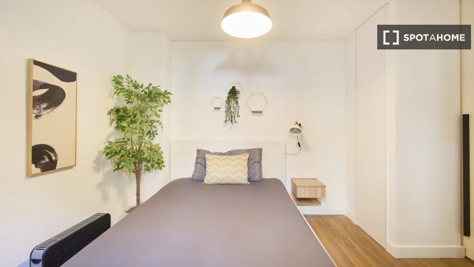 Apartment Lisbon, 1 bed — photo 19