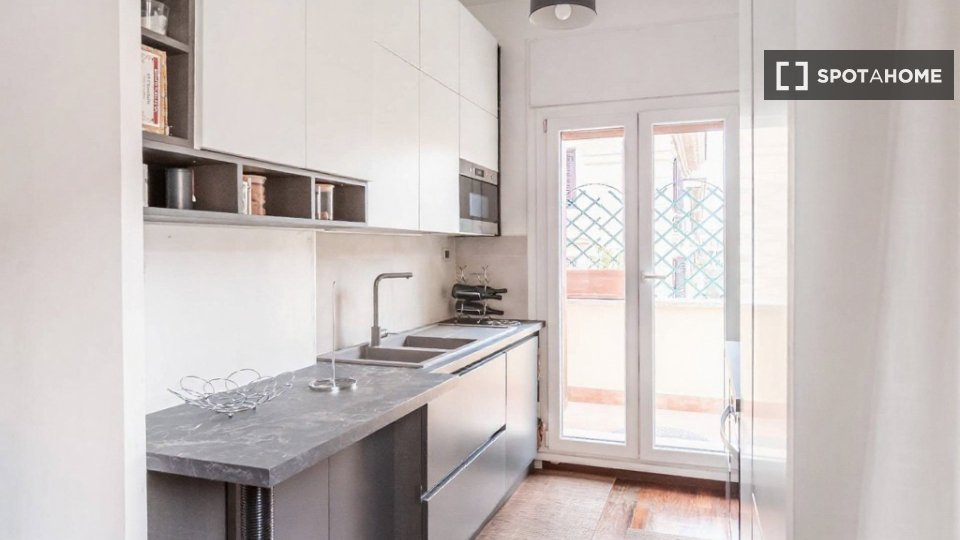 Apartment Rome, 2 beds, 70m² — photo 39