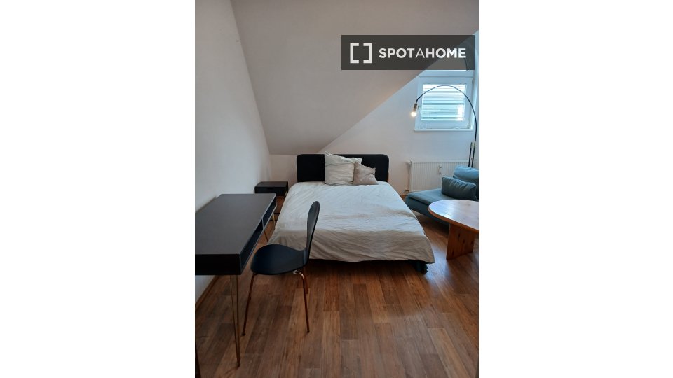 Double room Berlin, 3 beds — photo 8