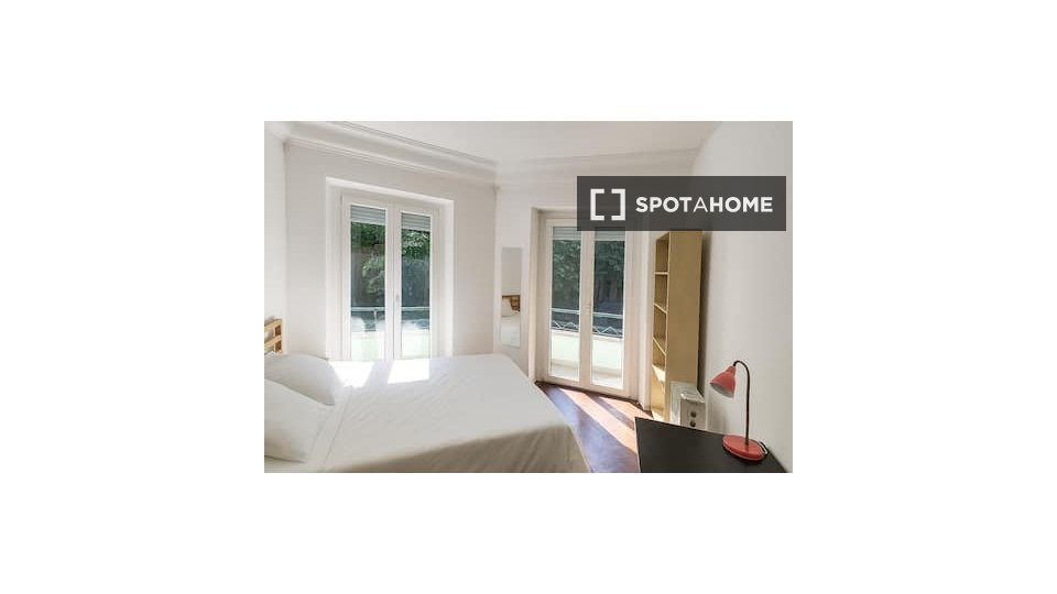 Double room Lisbon, 7 beds — photo 22