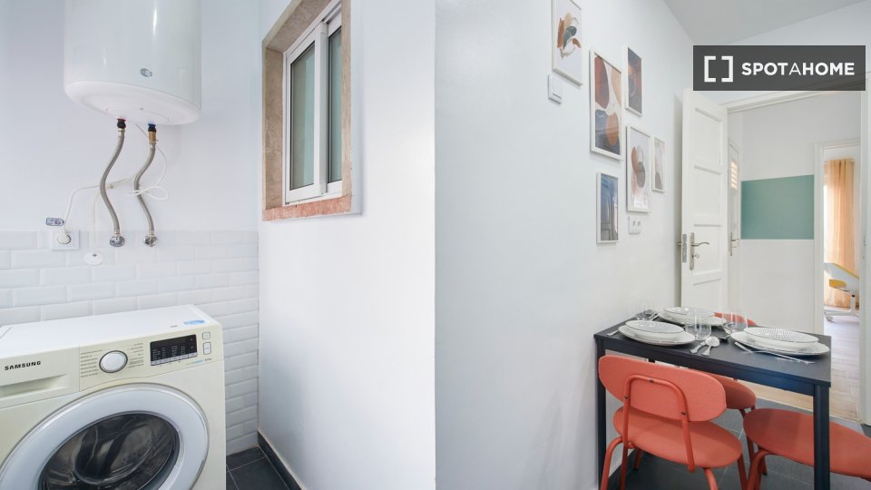 Double room Lisbon, 4 beds — photo 22