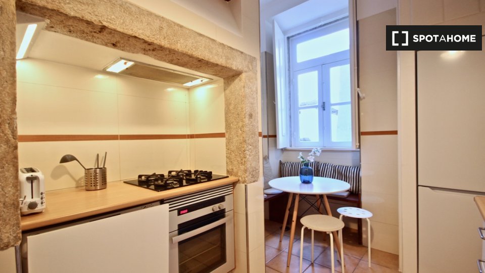Apartment Lisbon, 2 beds — photo 6