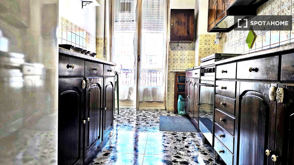 Double room Milan, 2 beds, 75m² — photo 18