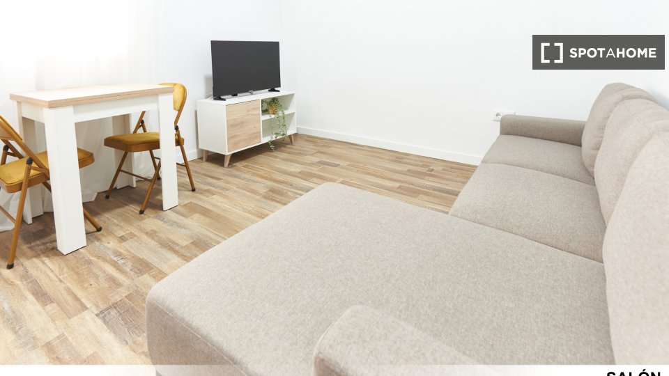 Double room Seville, 4 beds — photo 11