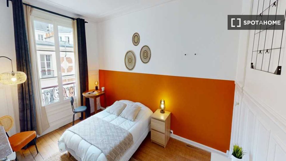 Double room Paris, 3 beds, 80m² — photo 10