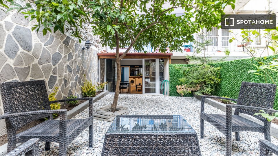 Apartment Istanbul, 1 bed — photo 18