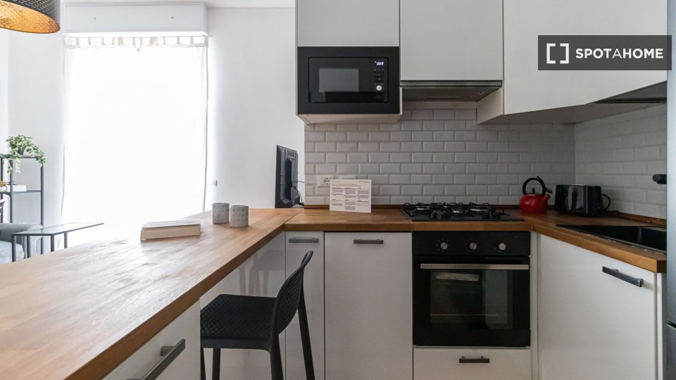 Apartment Milan, 1 bed, 70m² — photo 1