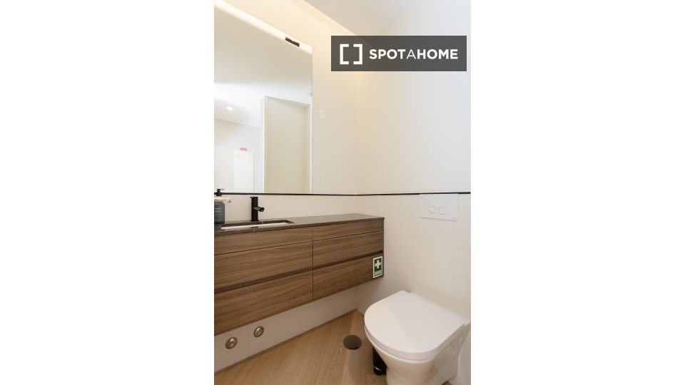Apartment Porto, 2 beds, 247m² — photo 11