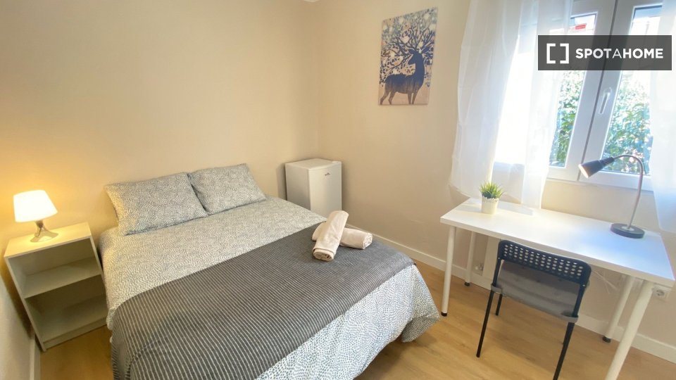Double room Madrid, 5 beds — photo 8